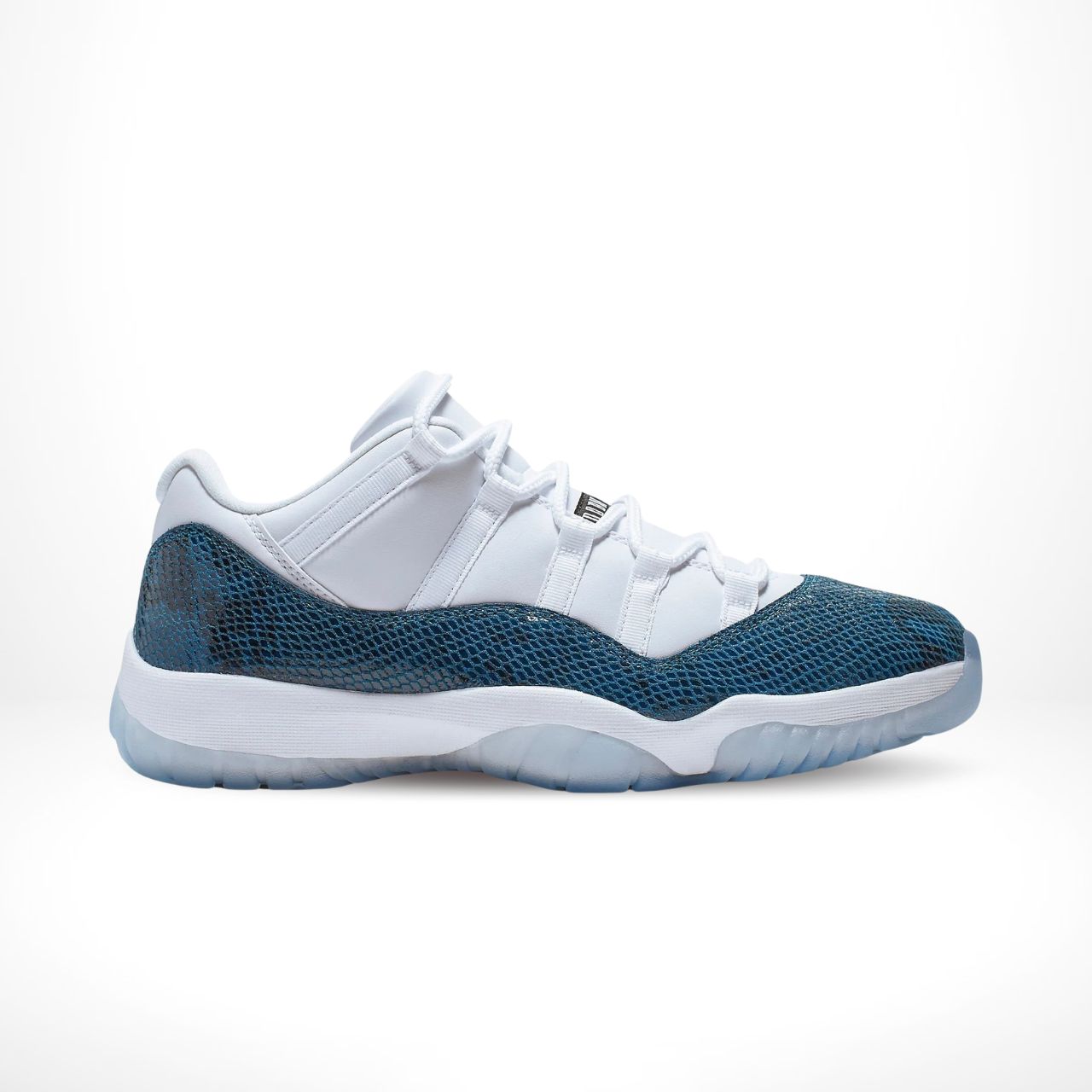 Air Jordan 11 Retro Low Navy Snakeskin LE