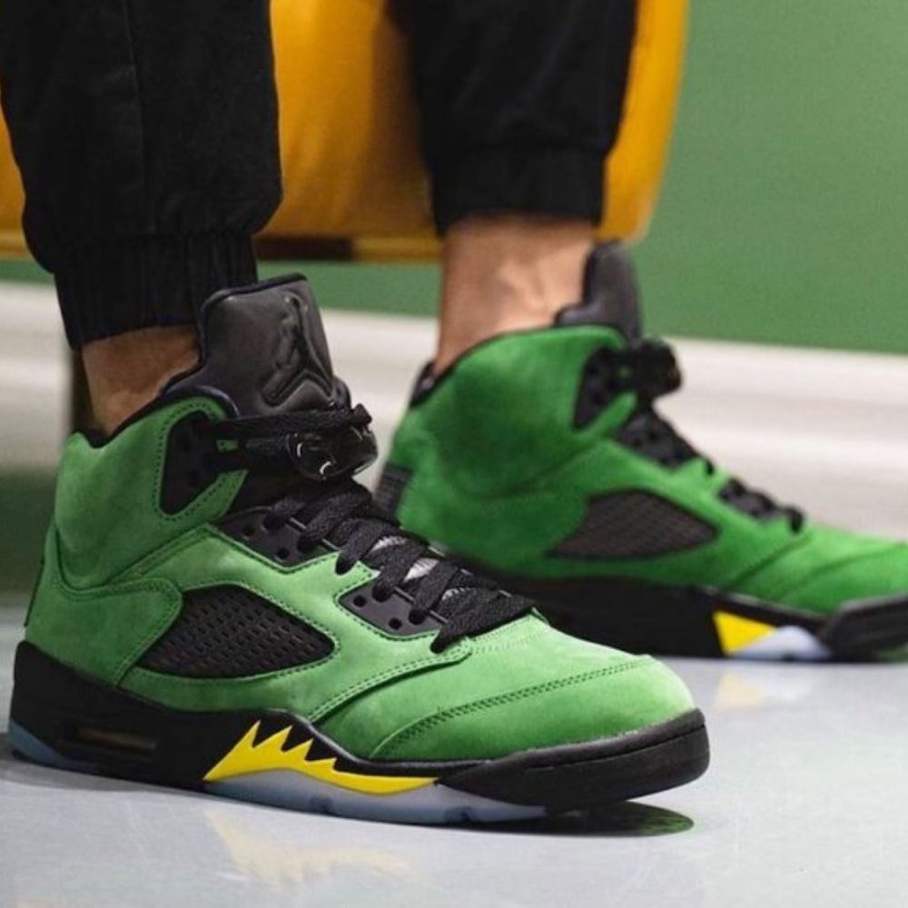 Air Jordan 5 Retro SE Oregon Green
