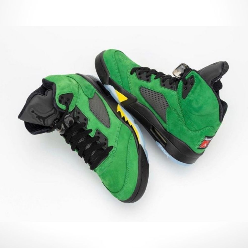 Air Jordan 5 Retro SE Oregon Green