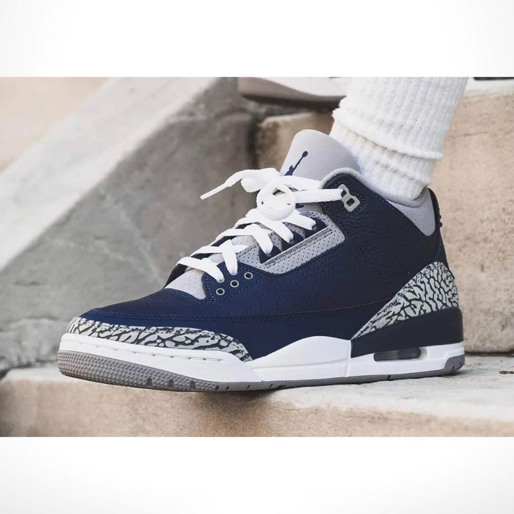 Air Jordan 3 Retro Georgetown Midnight Navy