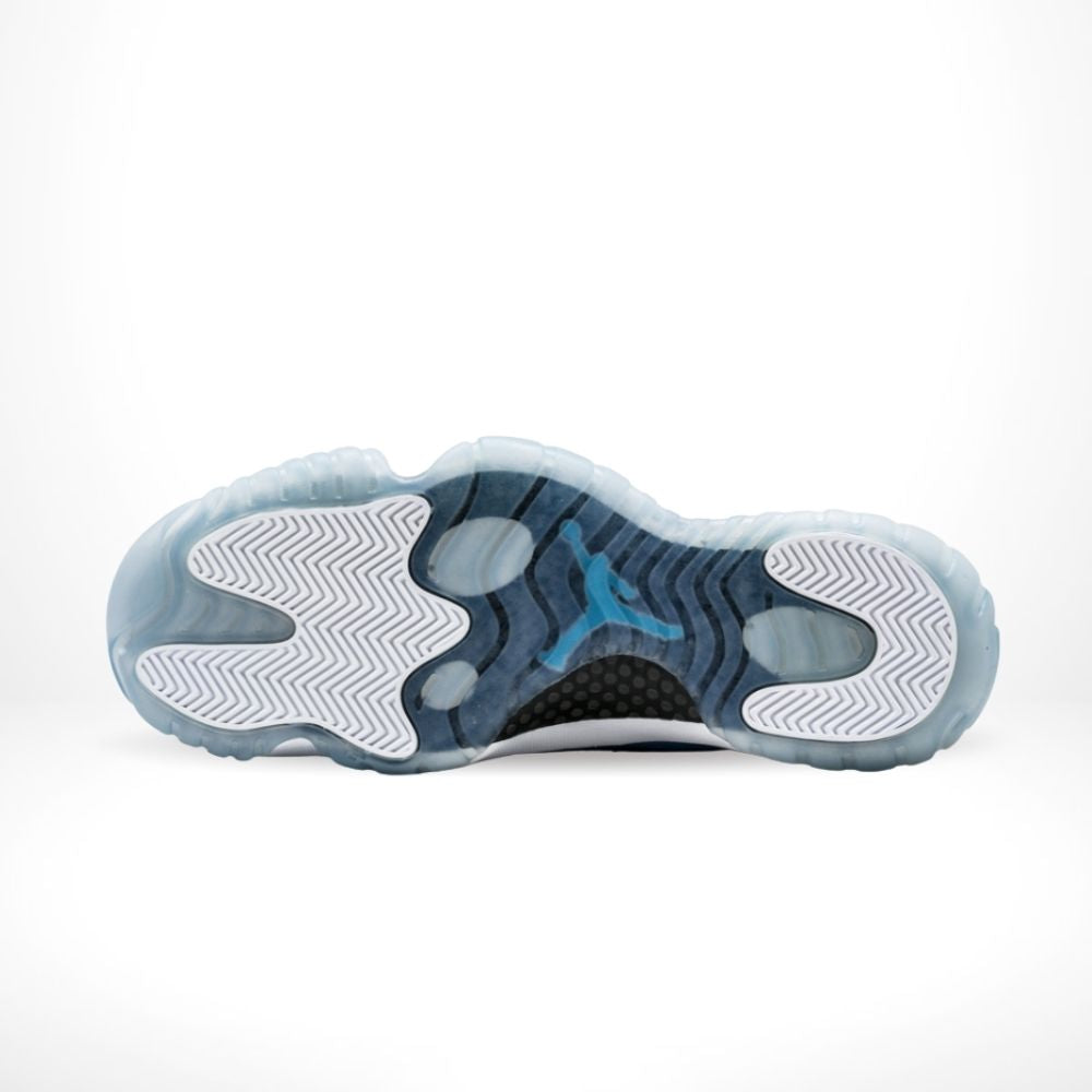 Air Jordan 11 Retro Pantone White