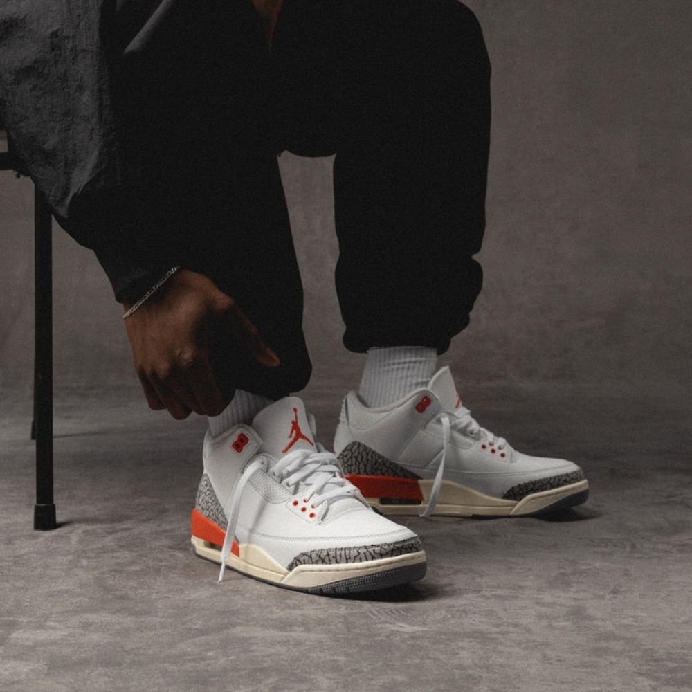 Air Jordan 3 Retro Georgia Peach