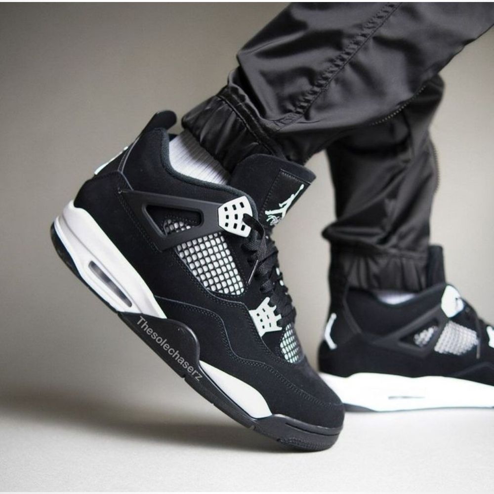 Air Jordan 4 Retro Fear 2024